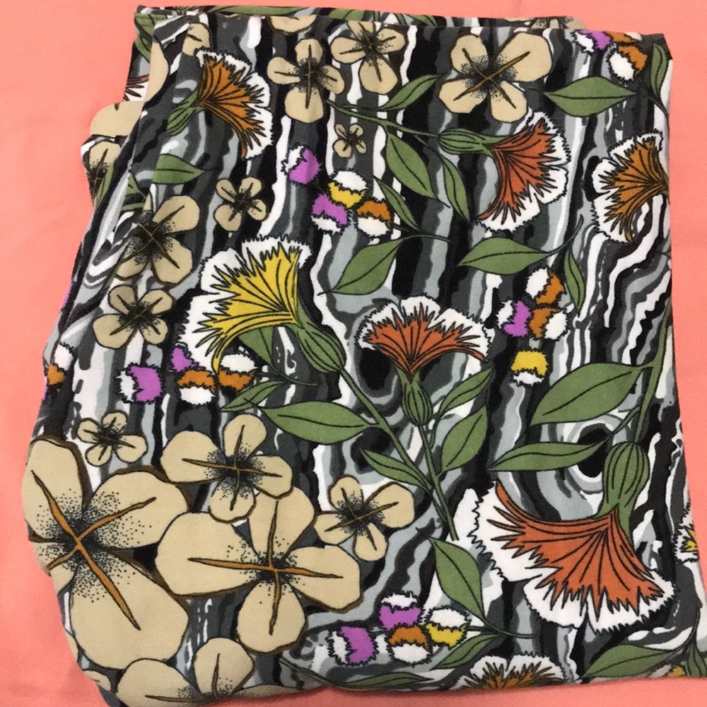 LuLaRoe TC Legging